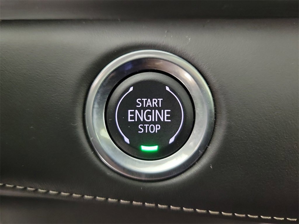 Certified 2024 Cadillac Escalade V w/ Heavy-Duty Trailer Package image 32