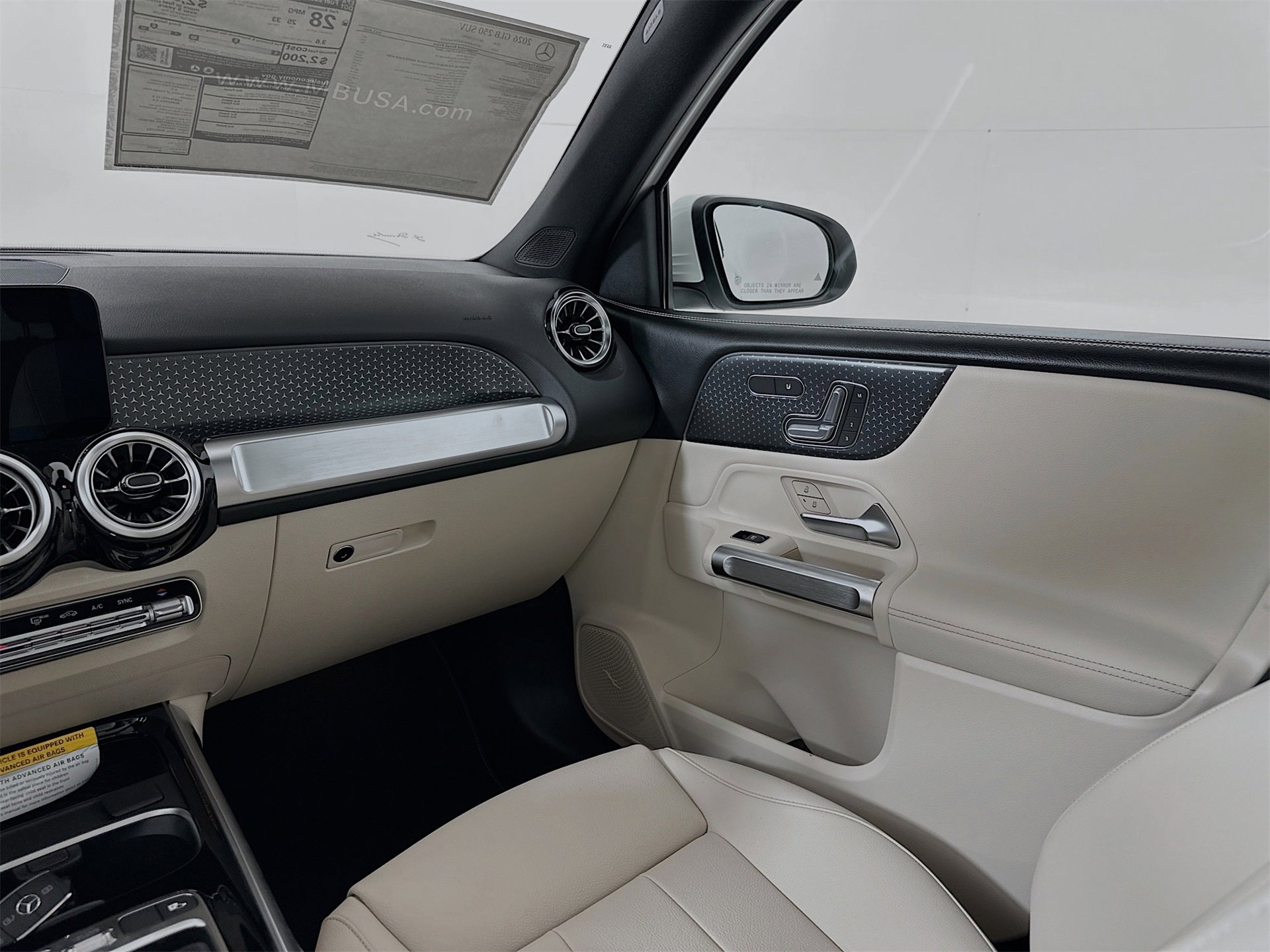 New 2026 Mercedes-Benz GLB 250 image 25