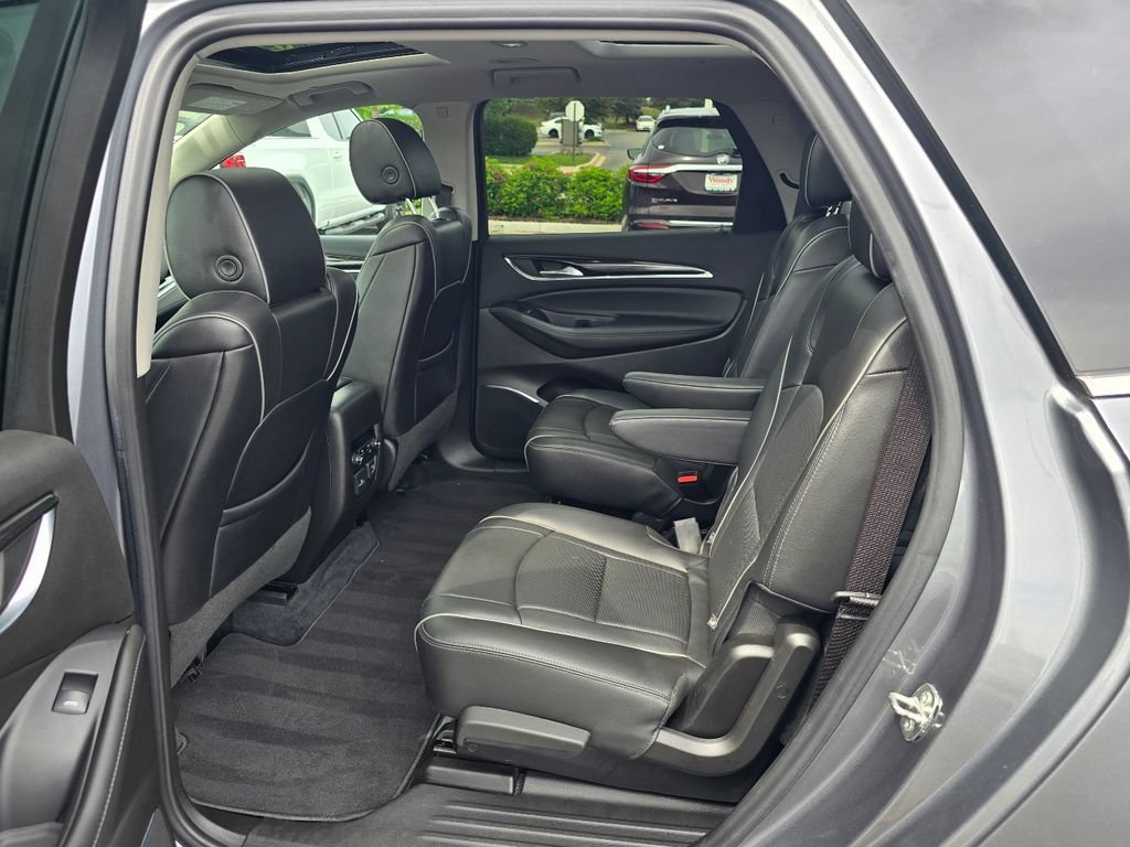 Certified 2021 Buick Enclave Avenir w/ Avenir Technology Package AWD/4WD image 24