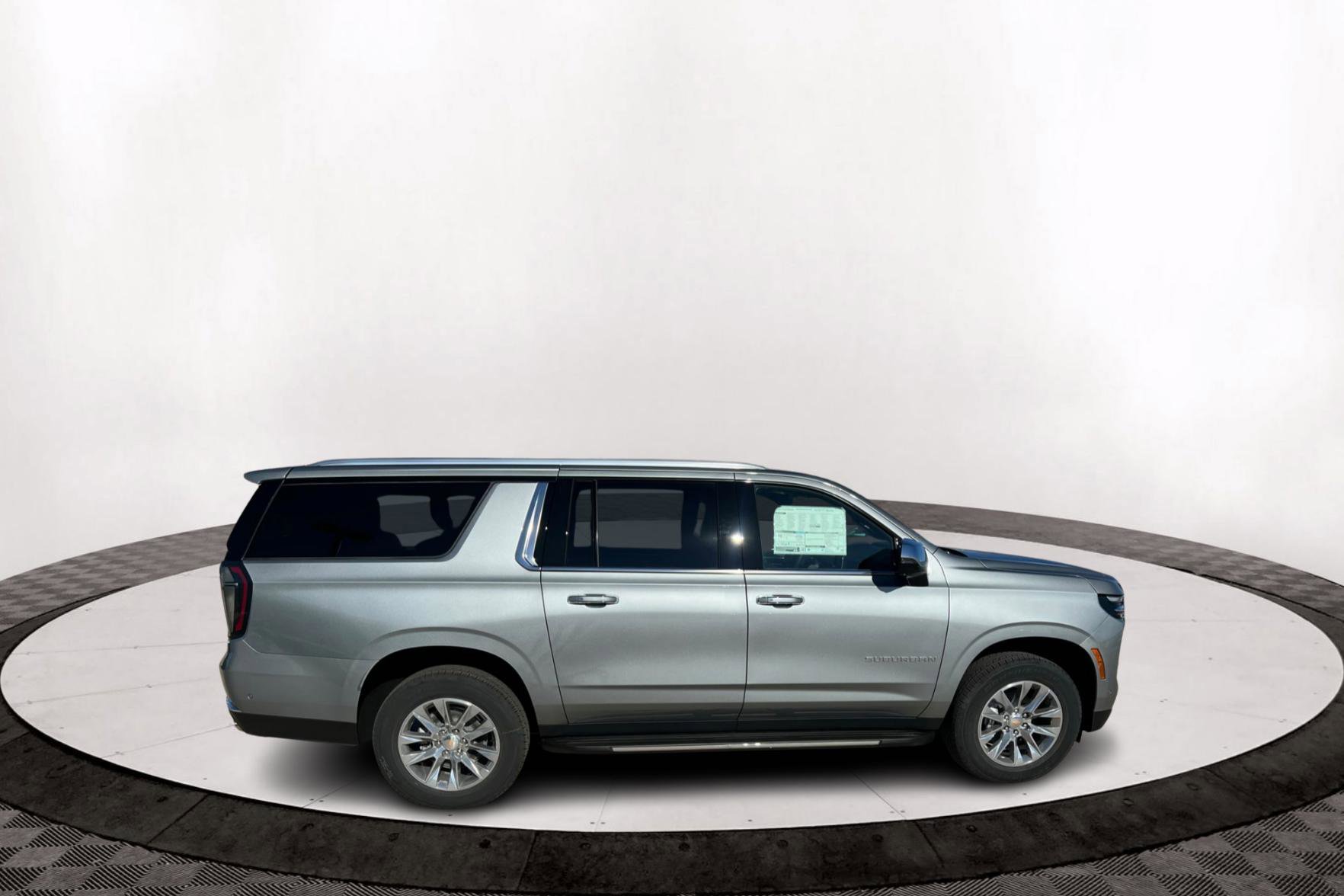 New 2026 Chevrolet Suburban Premier image 6