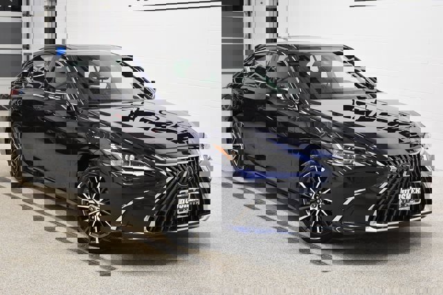 Used 2024 Lexus ES 350 image 1