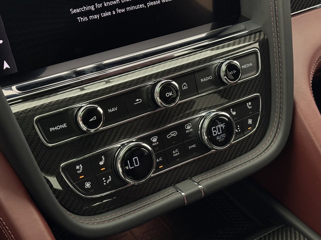 New 2025 Bentley Bentayga image 20