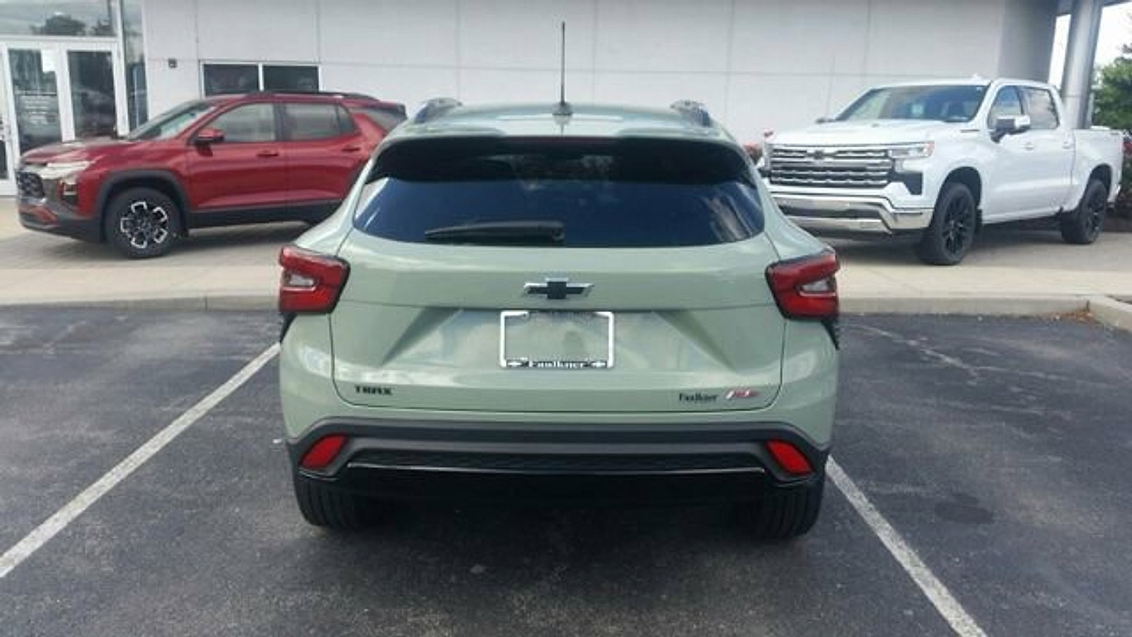 Used 2024 Chevrolet Trax RS w/ Driver Confidence Package FWD image 7