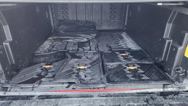 Used 2003 Chevrolet Avalanche 4x4 w/ Suspension Package, Off-Road image 15