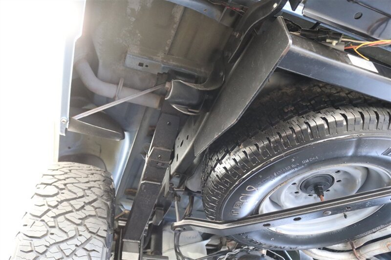 Used 1997 Ford F250 4x4 Regular Cab Heavy Duty image 25