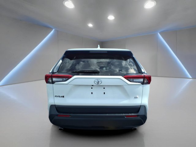 Certified 2023 Toyota RAV4 LE FWD image 22