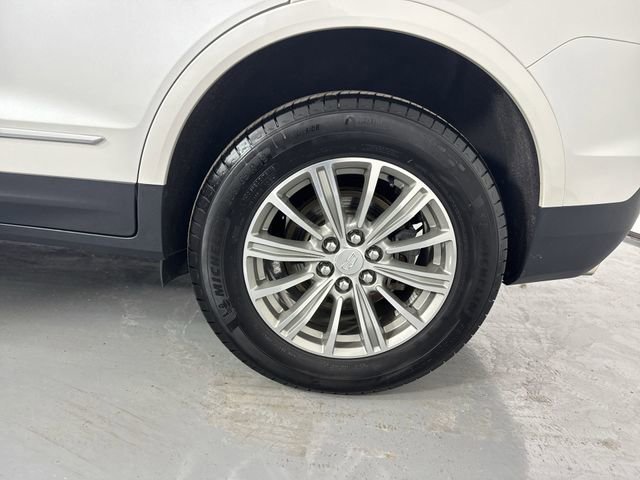 Used 2018 Cadillac XT5 Luxury w/ Driver Awareness Package image 6