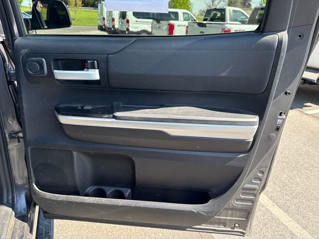 Used 2016 Toyota Tundra SR5 w/ TRD Off Road Package AWD/4WD image 14