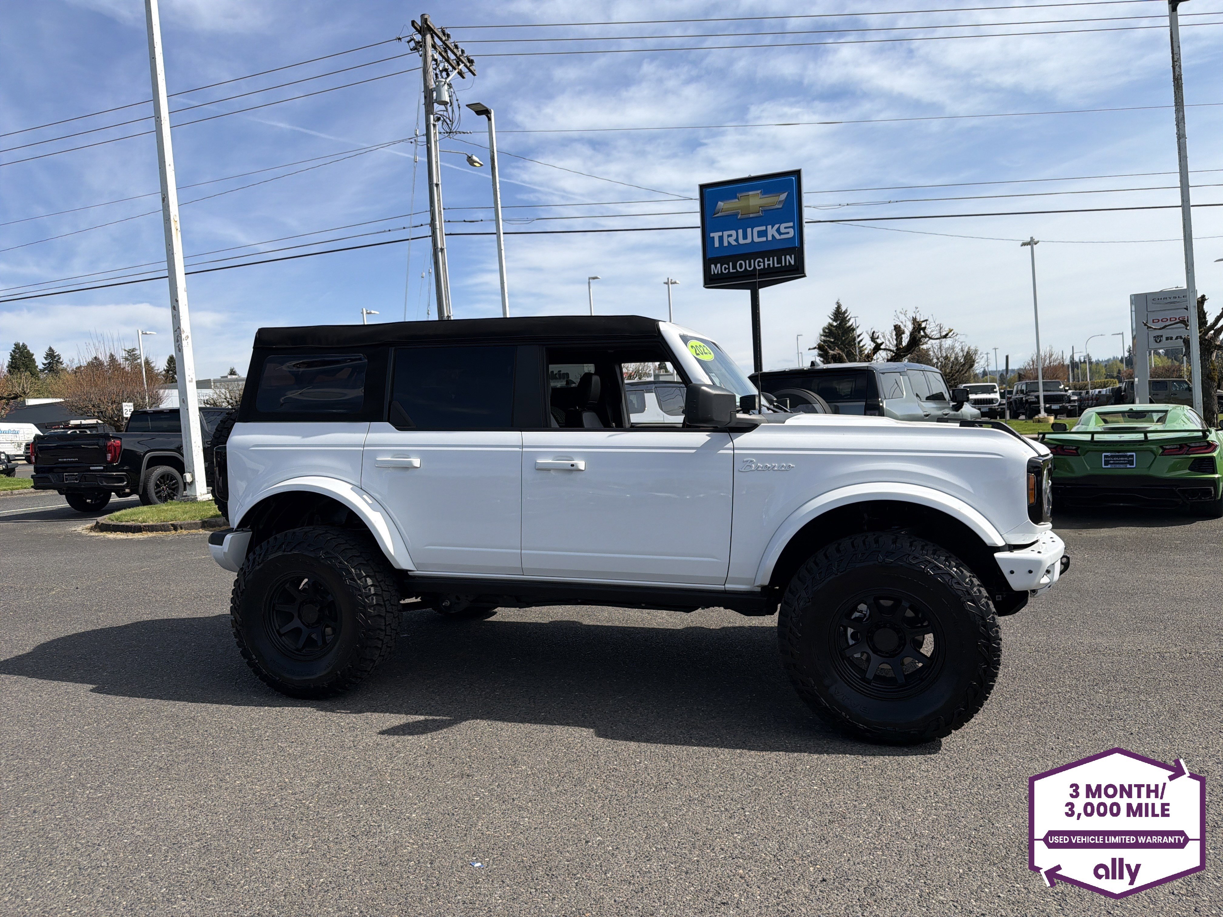 Used 2023 Ford Bronco Badlands w/ Sasquatch Package image 7