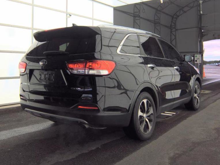 Used 2017 Kia Sorento EX w/ EX Advanced Touring Package FWD image 4