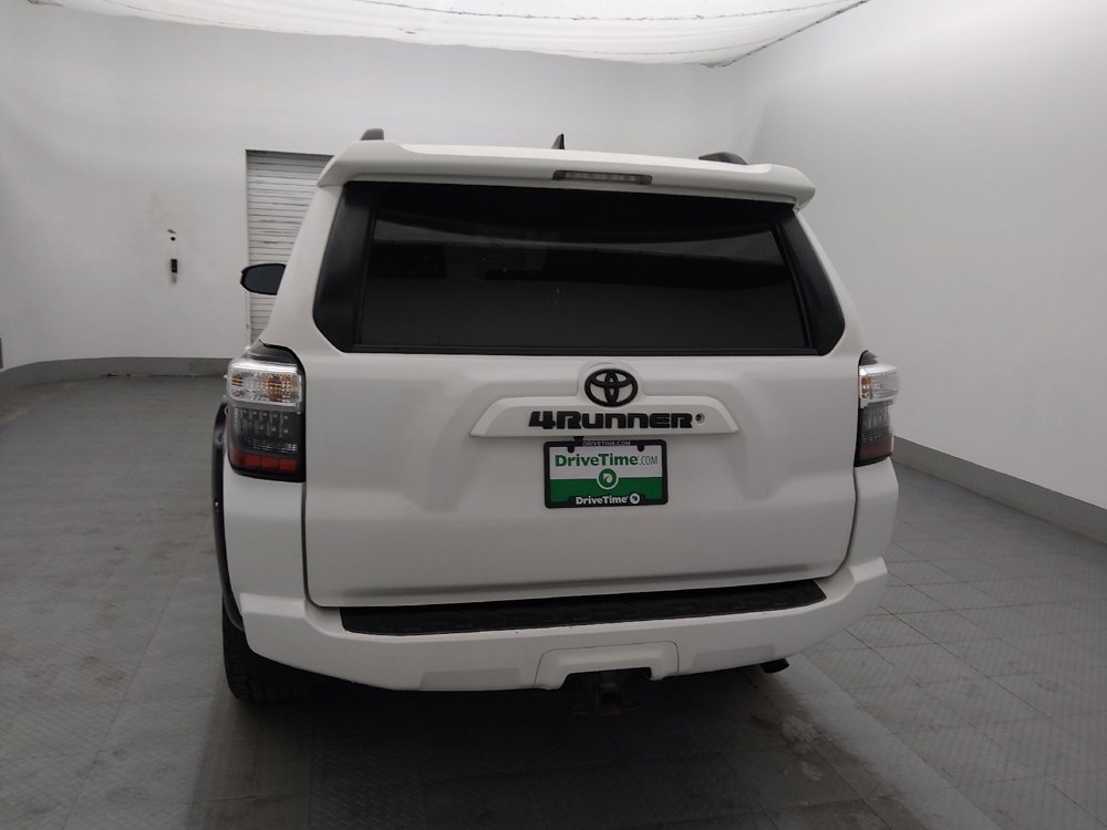 Used 2019 Toyota 4Runner SR5 RWD image 6
