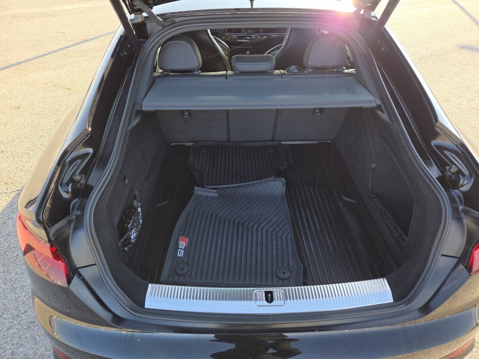 Used 2018 Audi S5 Premium Plus w/ Navigation Package image 19