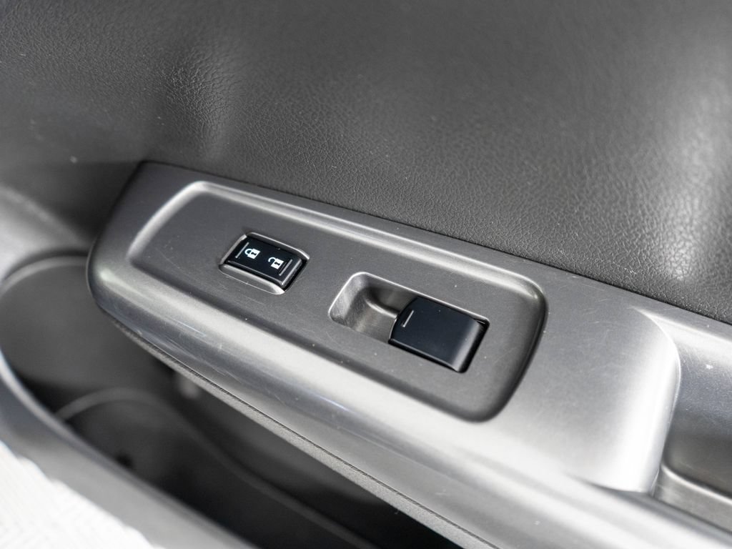 Used 2013 Subaru Impreza WRX Premium AWD/4WD image 9