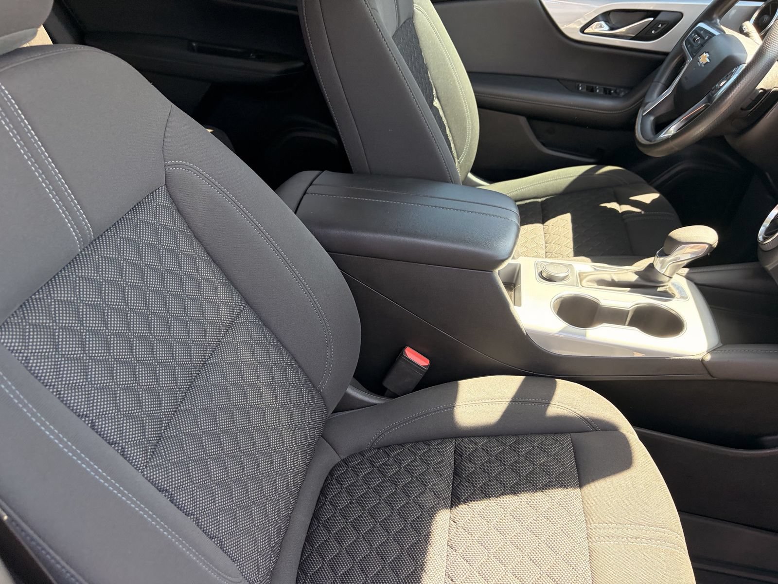 Used 2021 Chevrolet Blazer LT FWD image 9