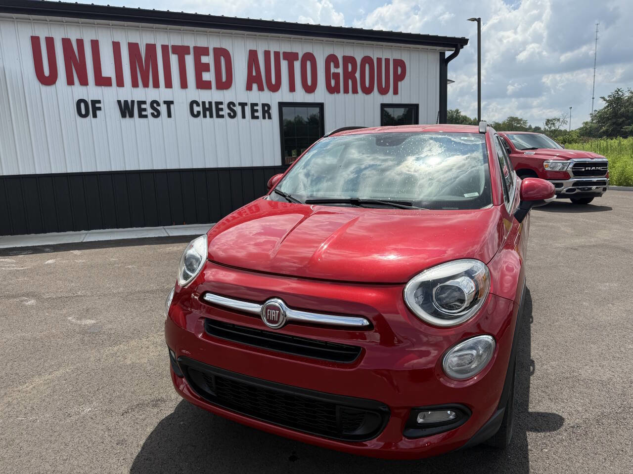 Used 2016 FIAT 500X Lounge image 2