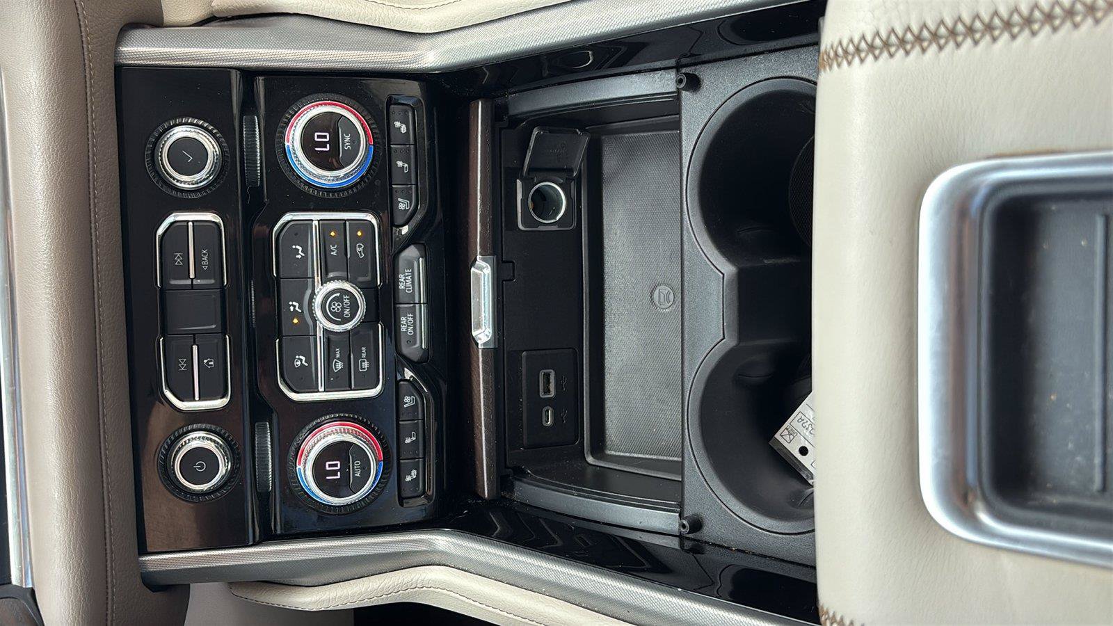 Used 2022 GMC Yukon Denali AWD/4WD image 40