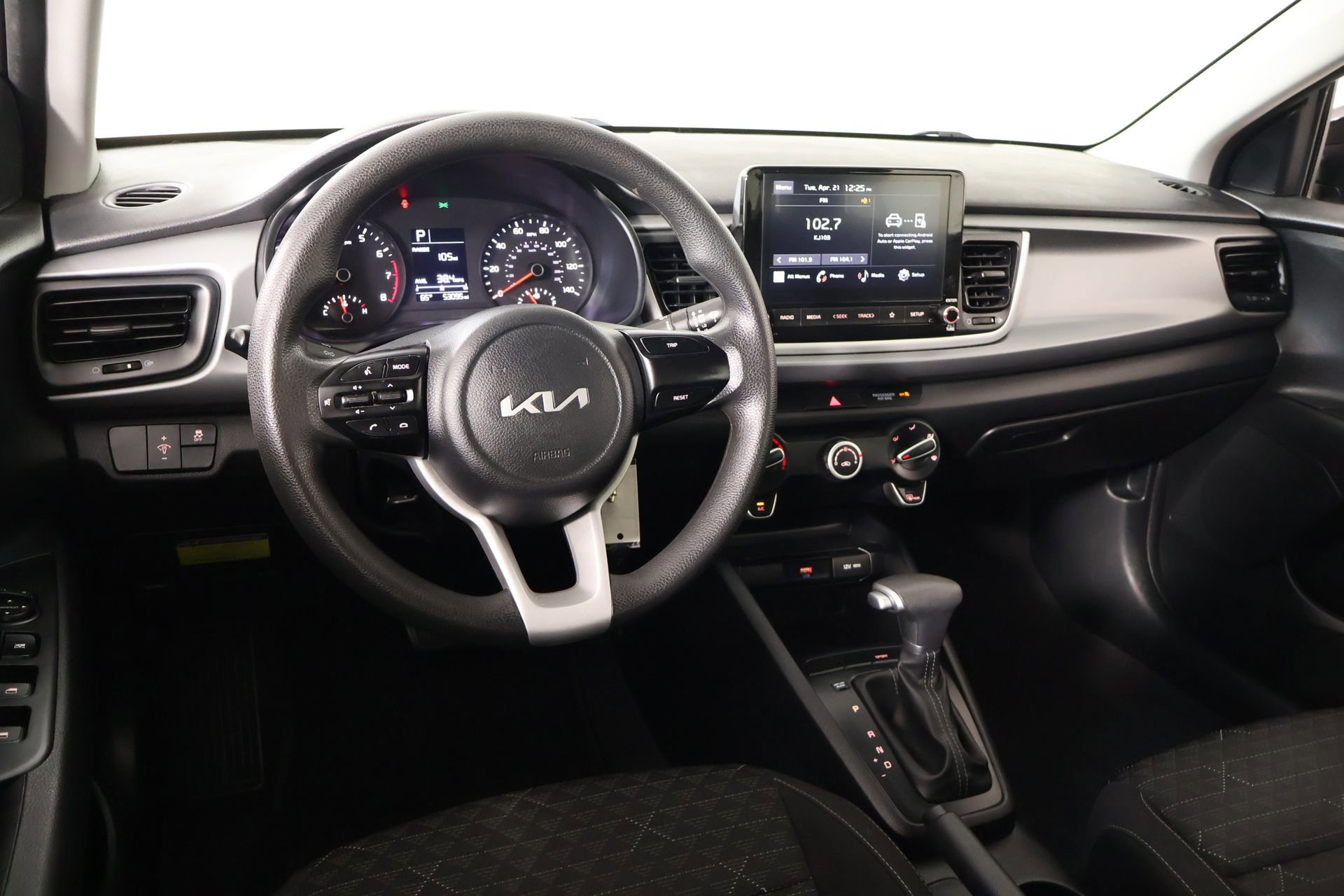 Used 2023 Kia Rio LX FWD image 2