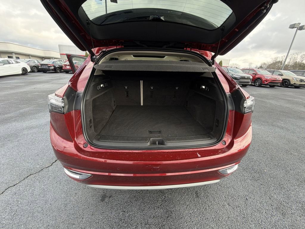 Used 2023 Buick Envision Avenir image 30