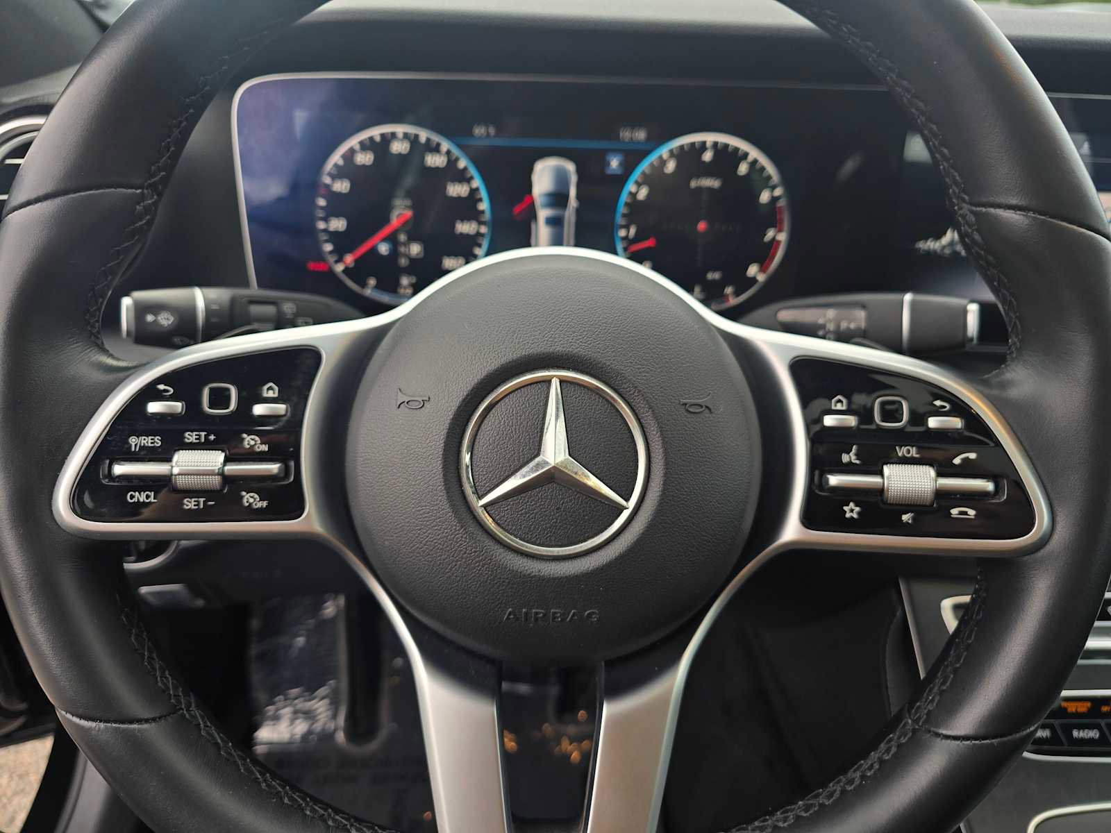 Used 2020 Mercedes-Benz E 450 4MATIC Wagon image 24