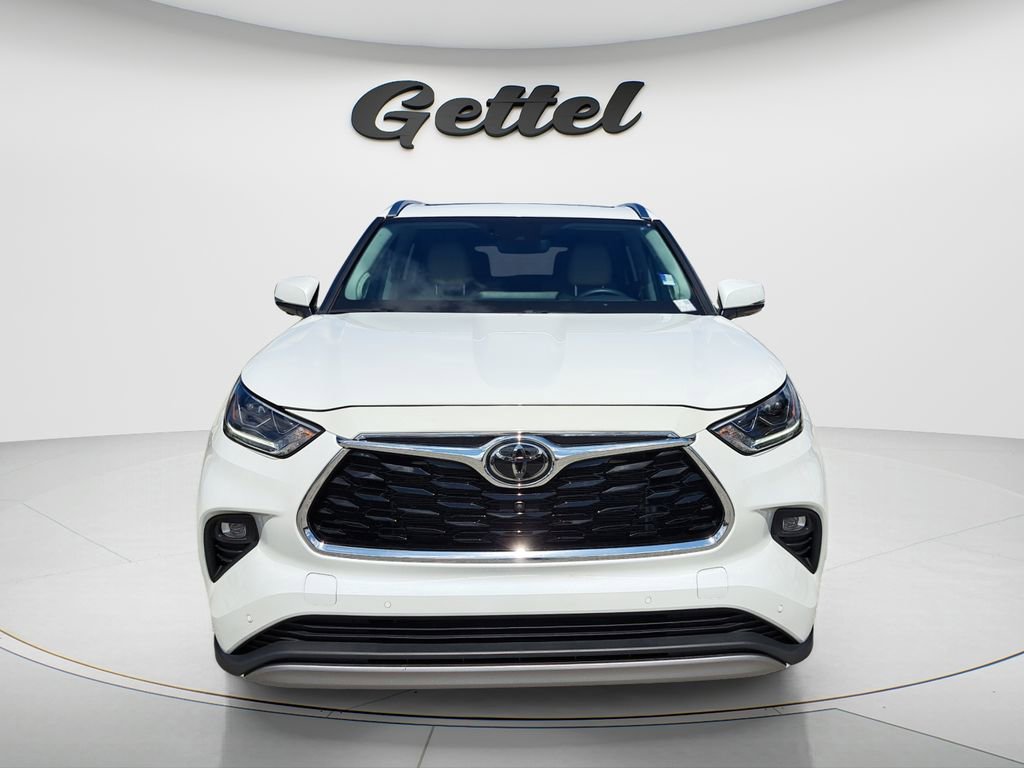 Used 2023 Toyota Highlander Platinum image 8