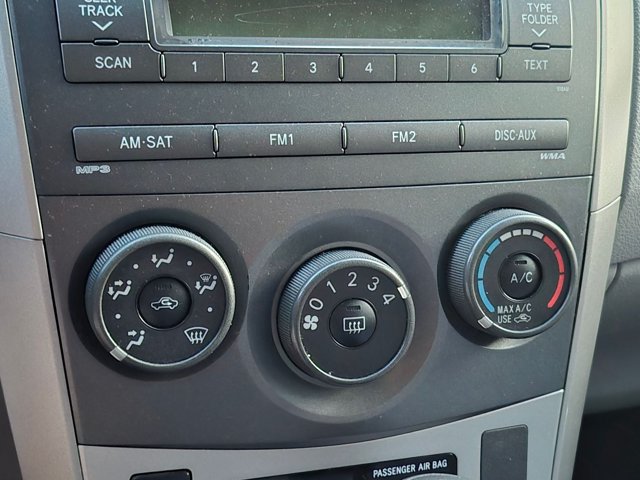 Used 2011 Toyota Corolla LE FWD image 16