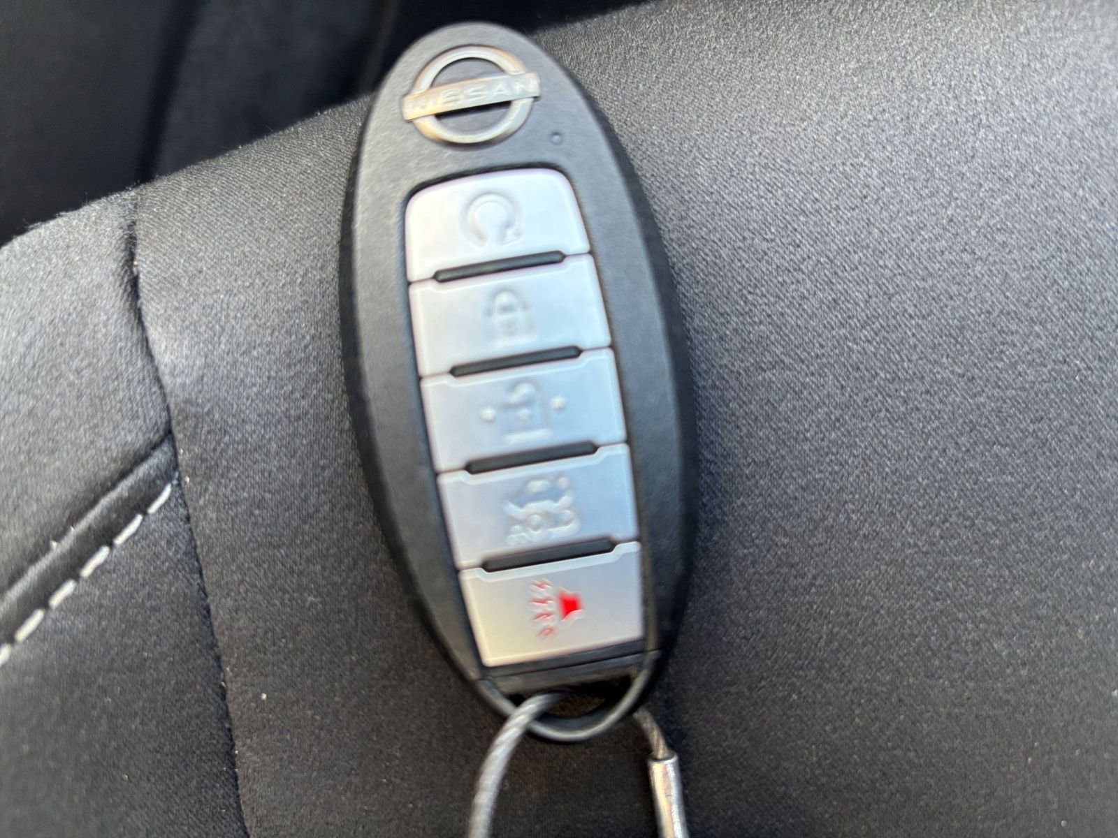 Used 2025 Nissan Altima 2.5 SV FWD image 25
