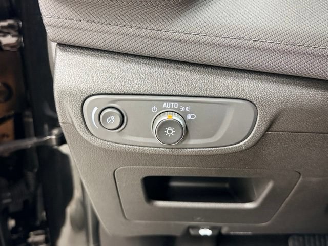 Used 2025 Chevrolet TrailBlazer LT w/ Convenience Package FWD image 15
