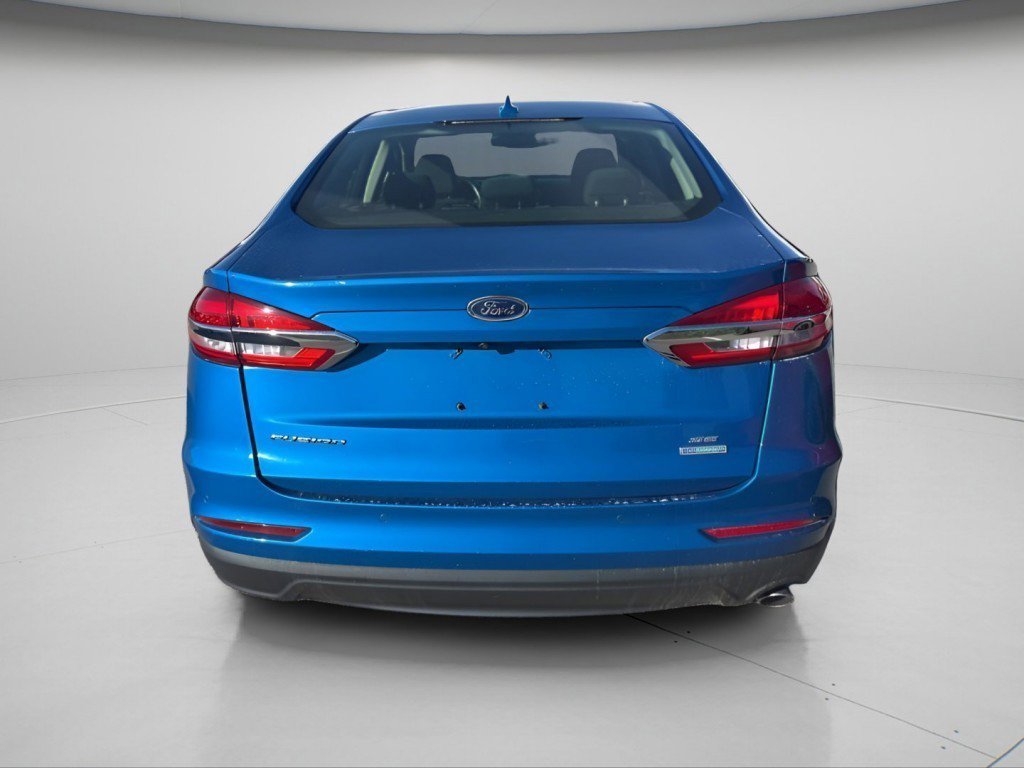 Used 2020 Ford Fusion SE image 9