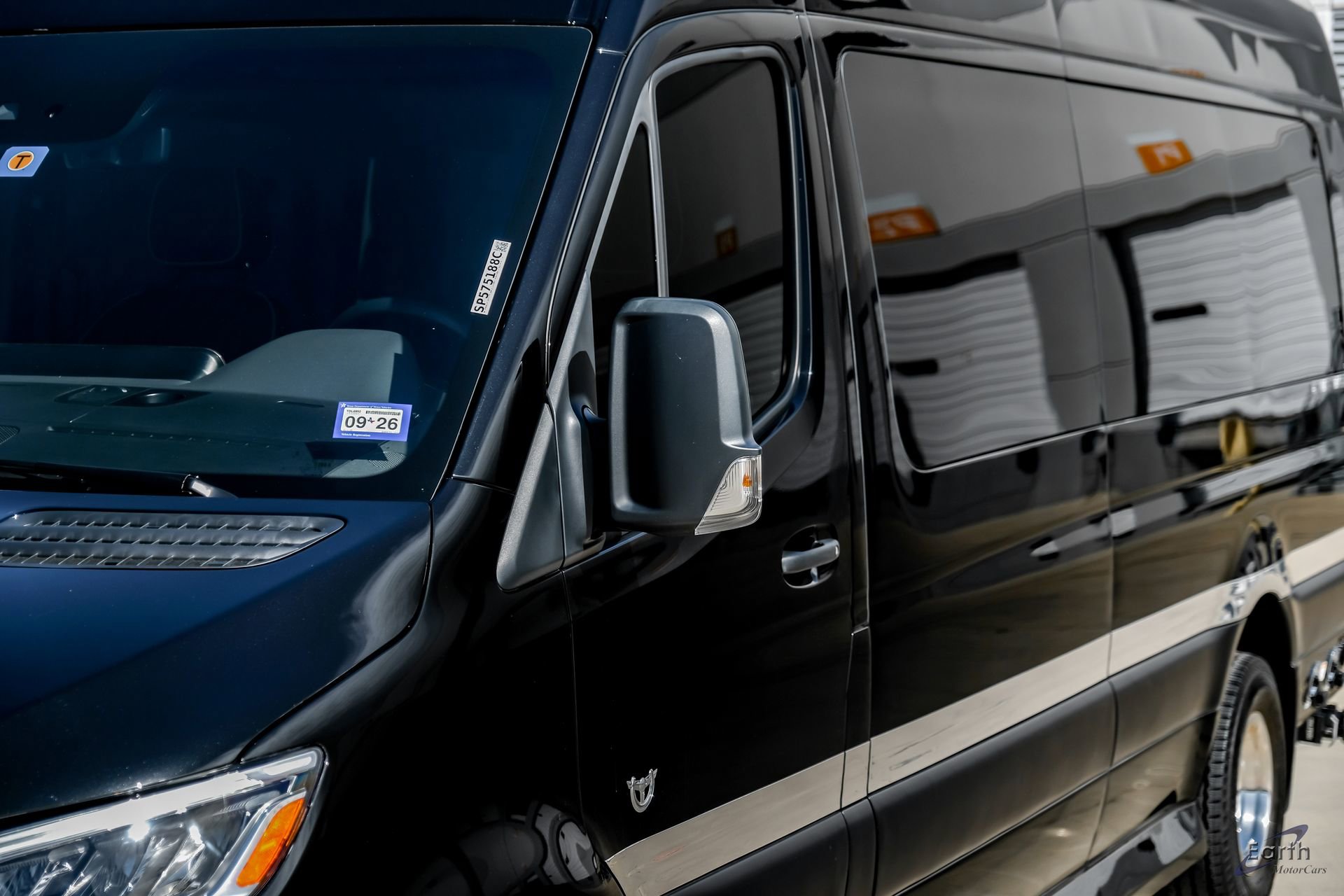 Used 2023 Mercedes-Benz Sprinter 3500 image 25