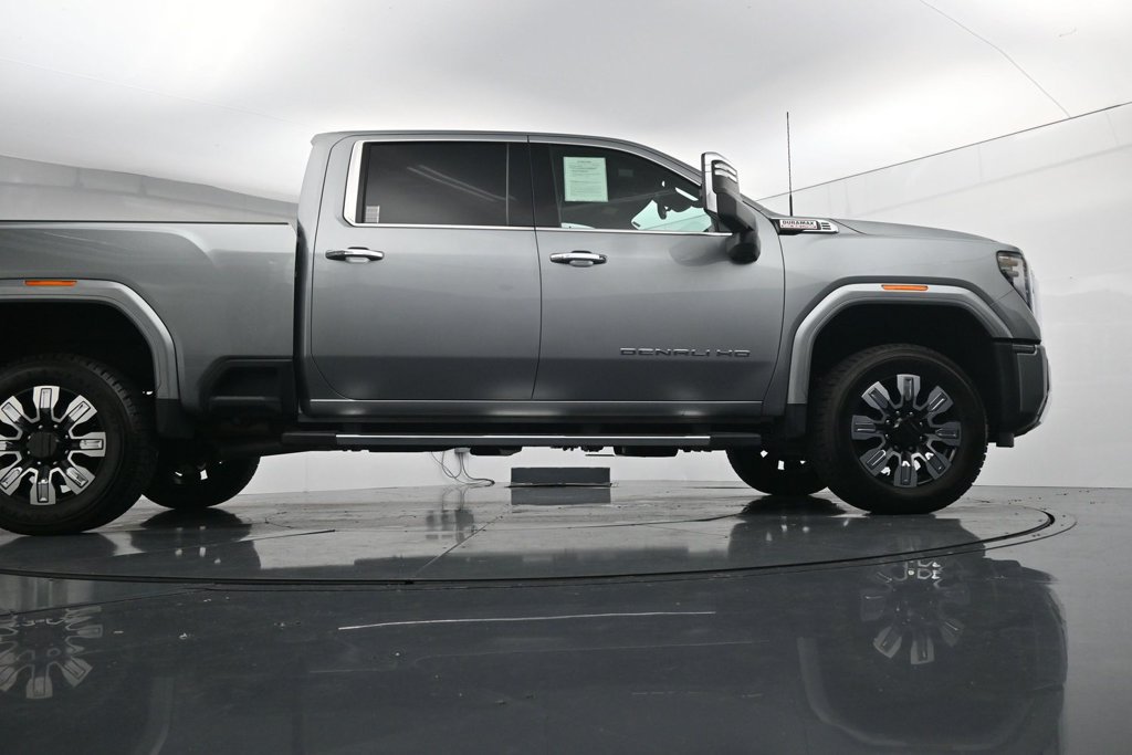 Used 2024 GMC Sierra 2500 Denali w/ Denali Reserve Package AWD/4WD image 38