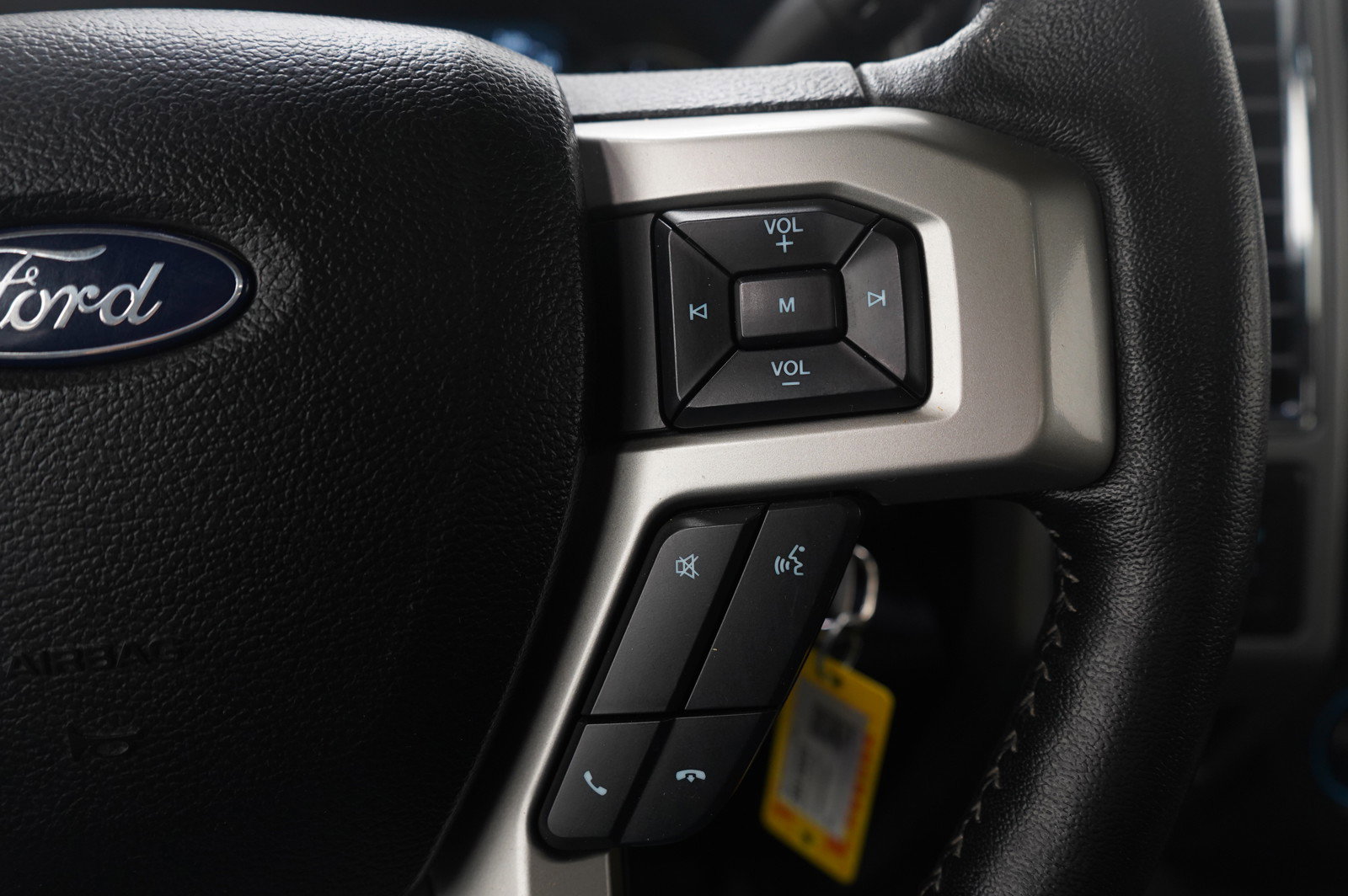 Used 2017 Ford F250 Lariat w/ Chrome Package image 27