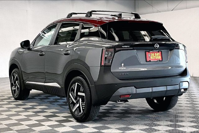 New 2026 Nissan Kicks SV w/ Cold Weather Package FWD image 4