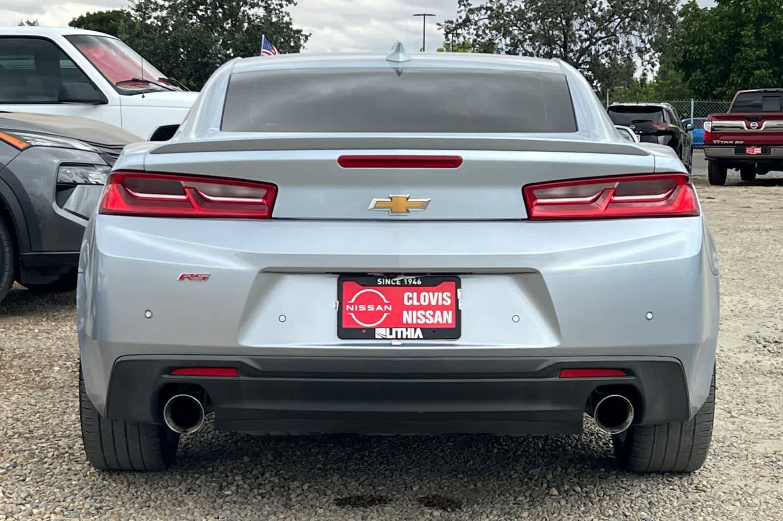 Used 2017 Chevrolet Camaro LT RWD image 8