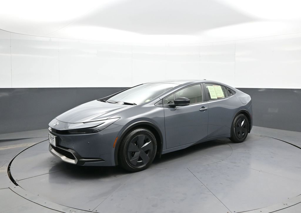 Used 2024 Toyota Prius Prime FWD image 10