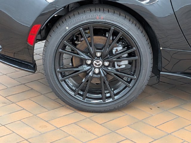 New 2026 MAZDA MX-5 Miata Club w/ Appearance Package RWD image 12