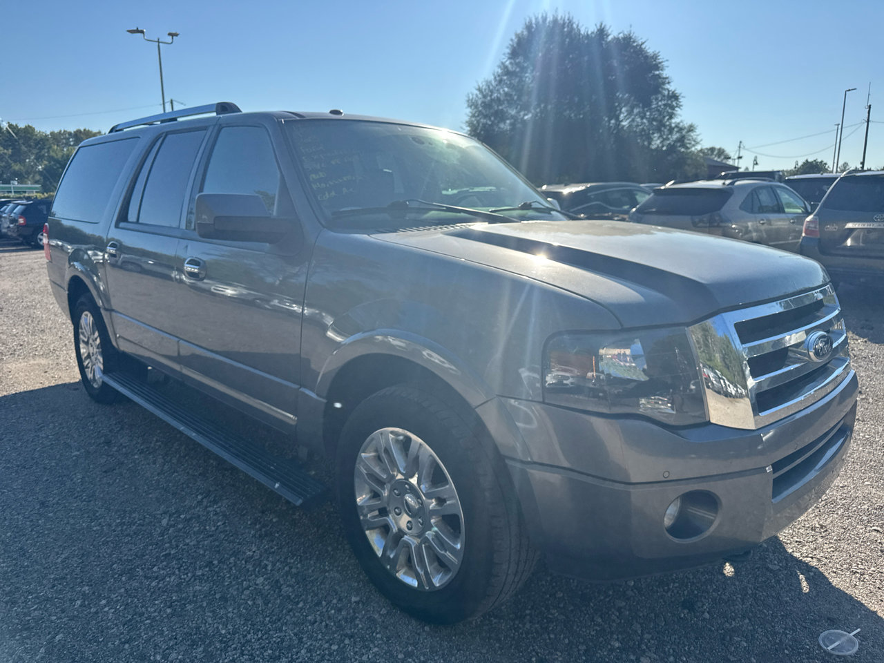 Used 2013 Ford Expedition EL Limited image 3