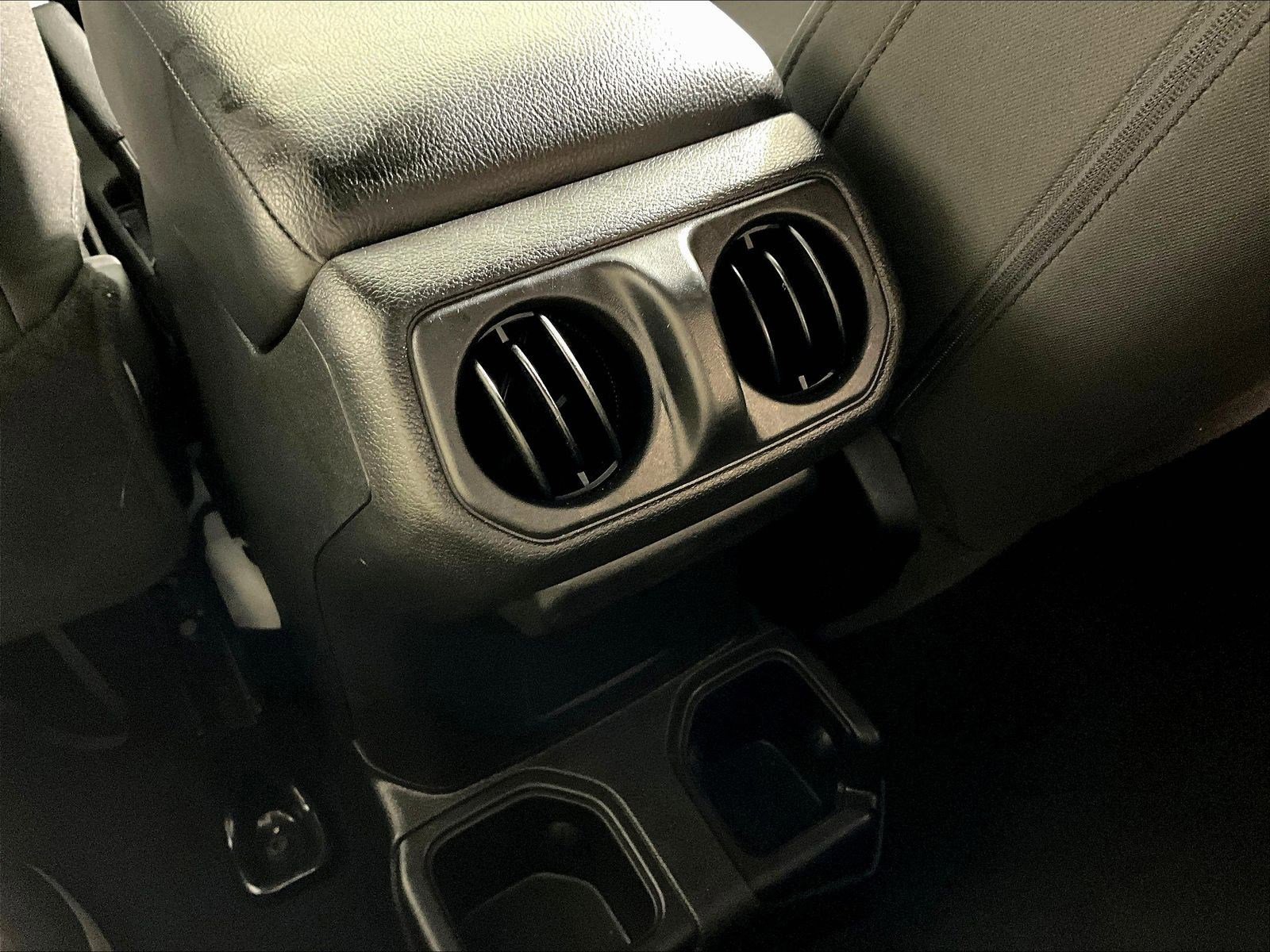 Used 2023 Jeep Wrangler Sport AWD/4WD image 10
