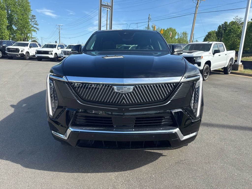Used 2025 Cadillac Escalade IQ Luxury 1 AWD/4WD image 8