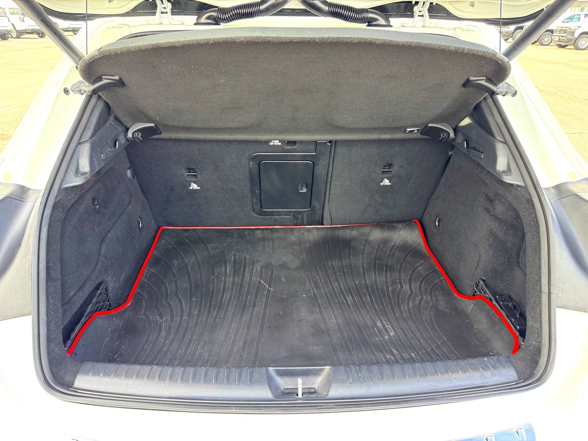 Used 2019 Mercedes-Benz GLA 250 4MATIC image 8