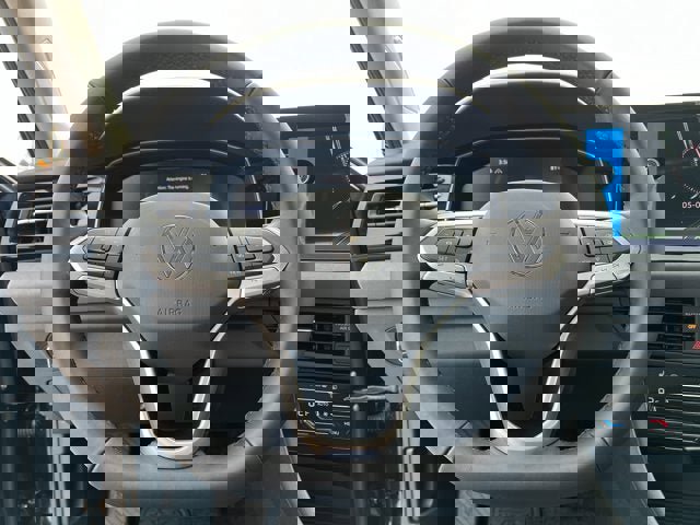 New 2025 Volkswagen Jetta SE image 18