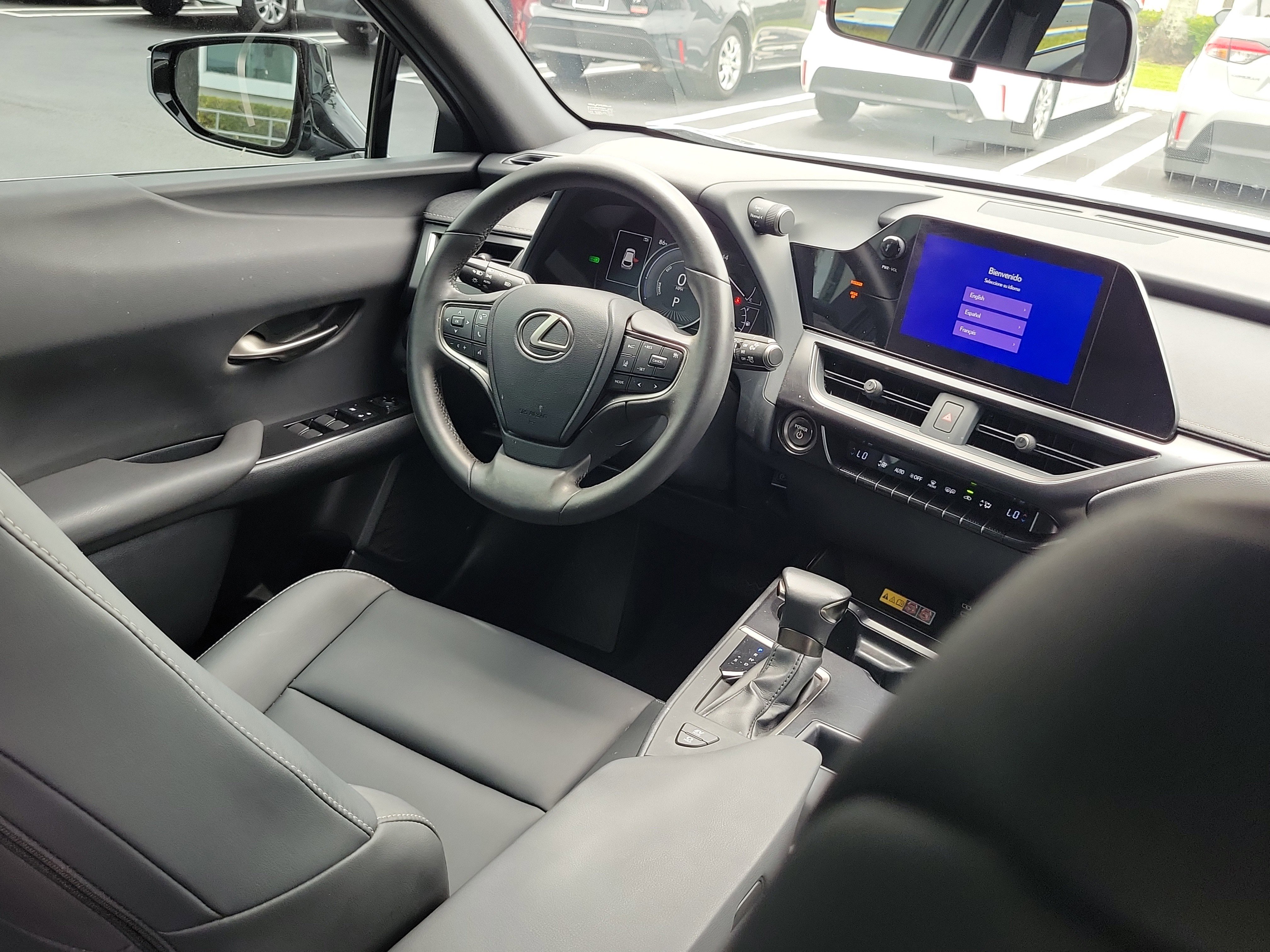 Used 2023 Lexus UX 250h FWD image 14