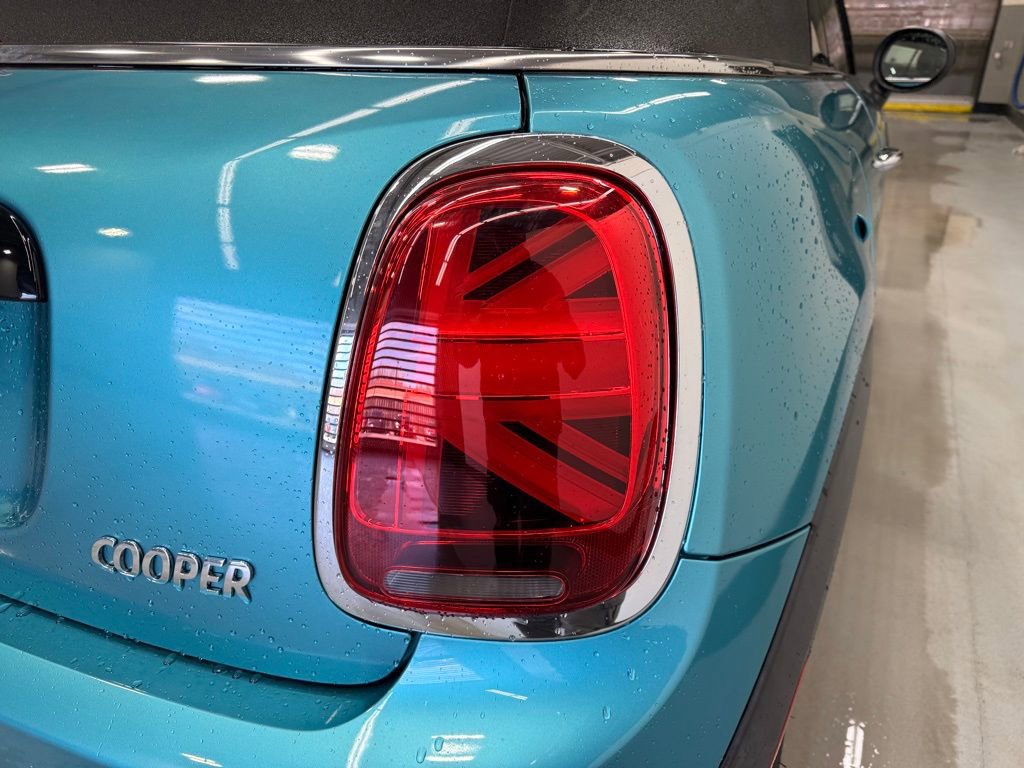 Used 2020 MINI Cooper Convertible image 5