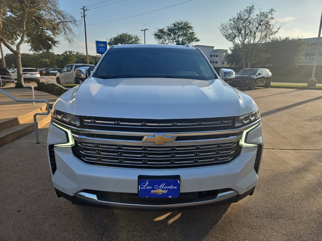 Used 2021 Chevrolet Suburban Premier AWD/4WD image 3