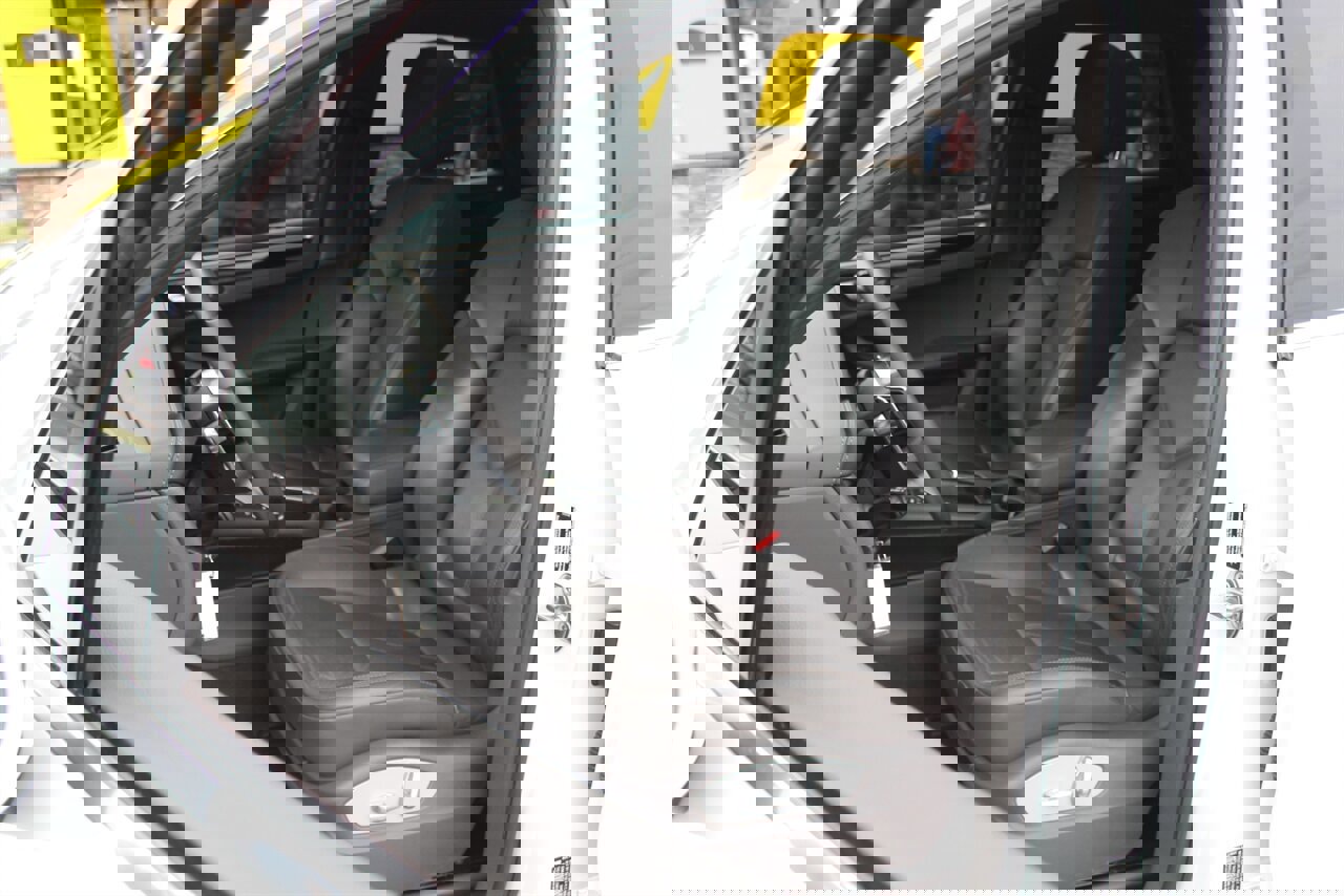 Used 2016 Porsche Macan S image 11