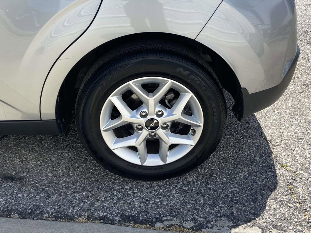 Used 2023 Kia Soul LX w/ Option Group 015 image 9