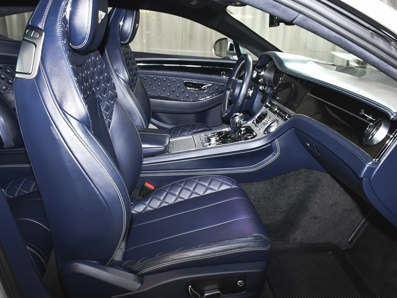 Used 2022 Bentley Continental GT AWD/4WD image 53