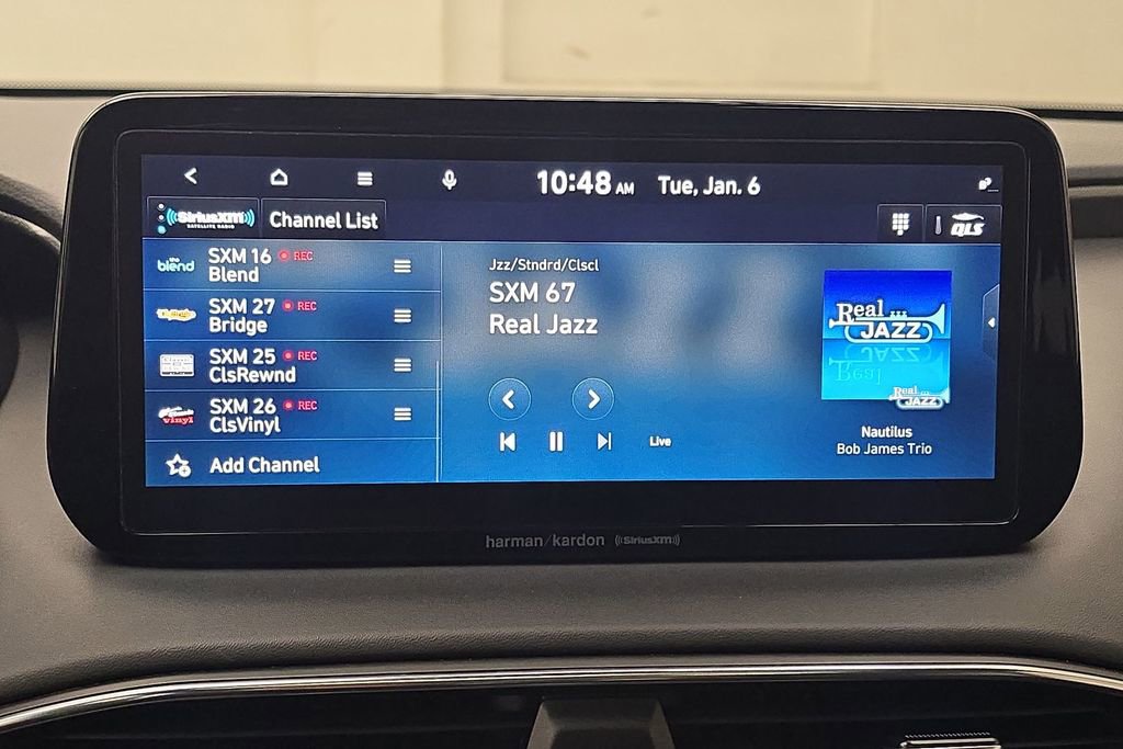 Used 2023 Hyundai Santa Fe Limited w/ Cargo Package image 17