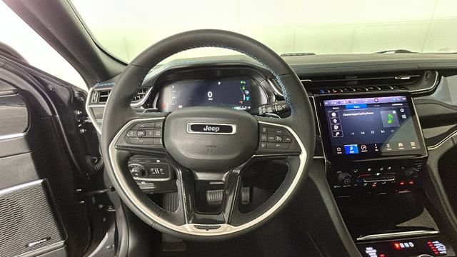 Used 2022 Jeep Grand Cherokee Trailhawk AWD/4WD image 14