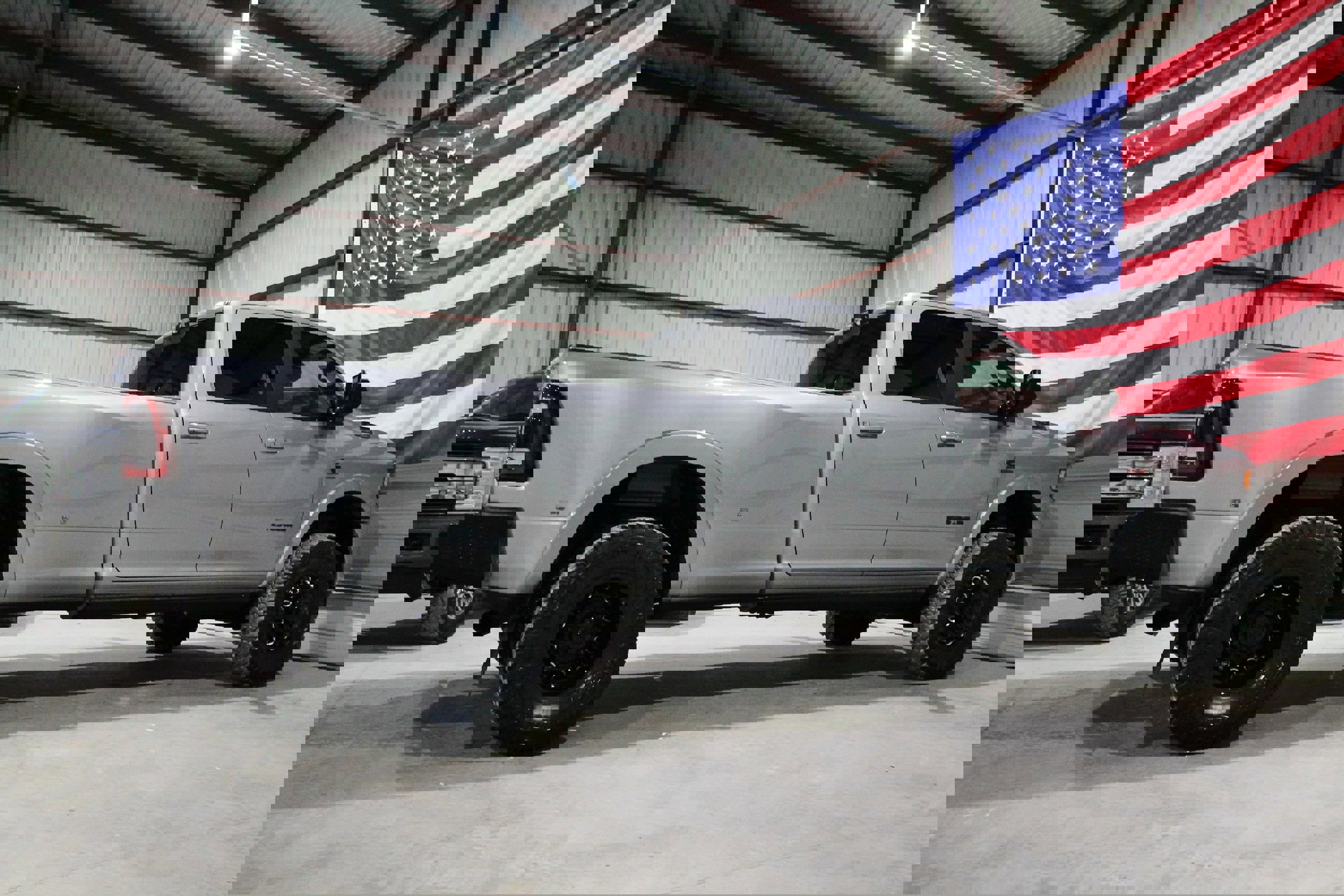 Used 2022 RAM 3500 Limited w/ Night Edition image 12