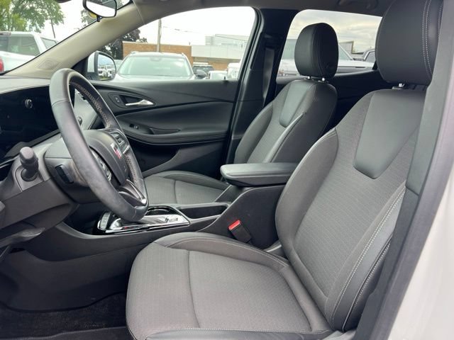 Used 2024 Buick Encore GX Preferred w/ Comfort Package AWD/4WD image 17